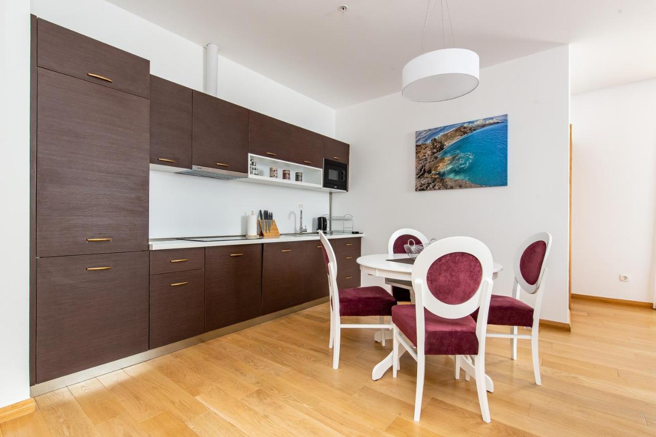 Apartments Lora In Apart-Hotel Будва Экстерьер фото