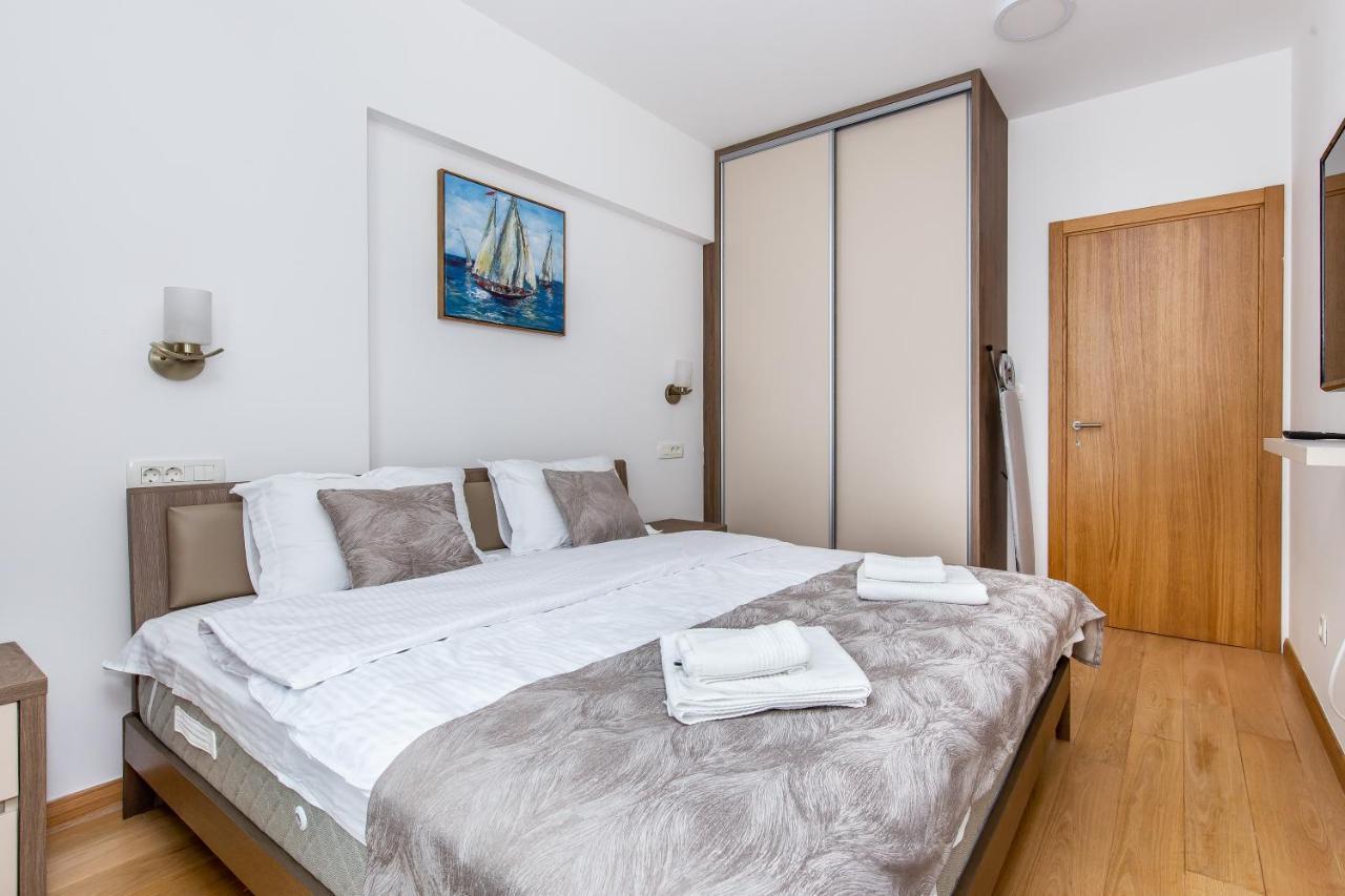 Apartments Lora In Apart-Hotel Будва Экстерьер фото