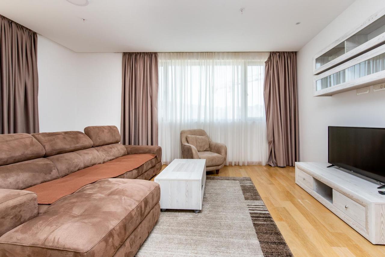 Apartments Lora In Apart-Hotel Будва Экстерьер фото