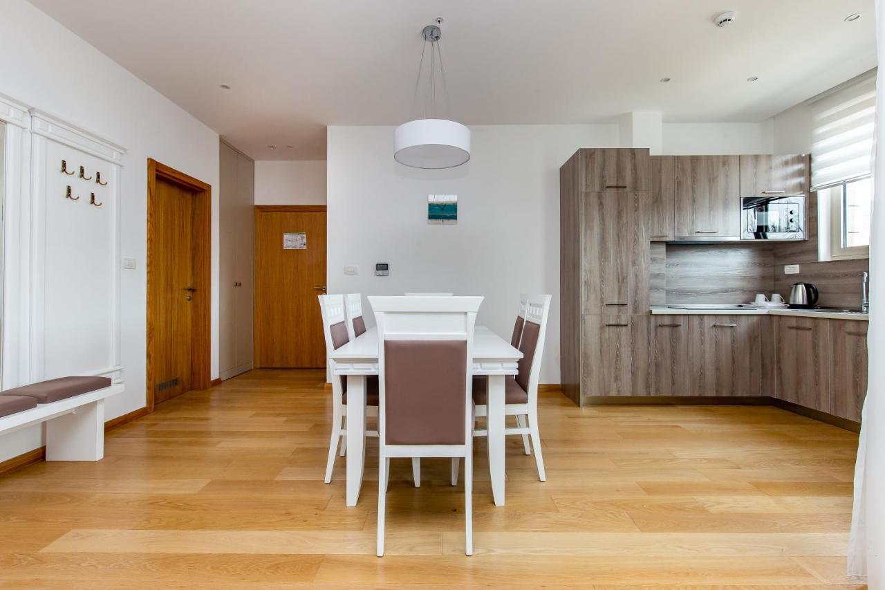 Apartments Lora In Apart-Hotel Будва Экстерьер фото